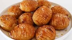 HONEY HASSELBACK POTATOS